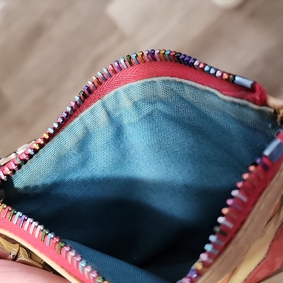 Dooney & Bourke Scribbled Hearts Wristlet Vtg - Picture 3 of 8